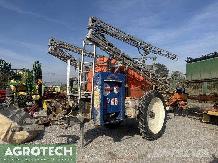  KLEOS 30FRB الجرارات