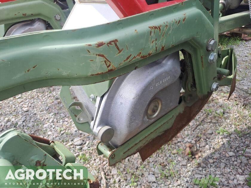 Kuhn NODET PN2 الجرارات