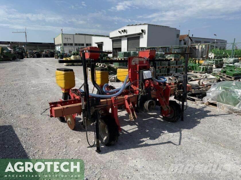 MaterMacc MS 8200 الجرارات
