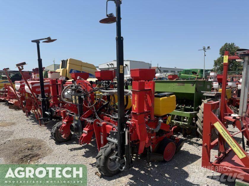MaterMacc MS 8230 الجرارات