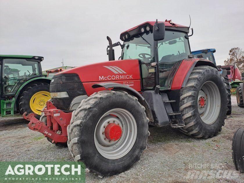 McCormick XTX 200 الجرارات