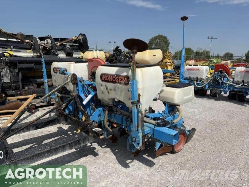 Monosem NG Plus 4R الجرارات