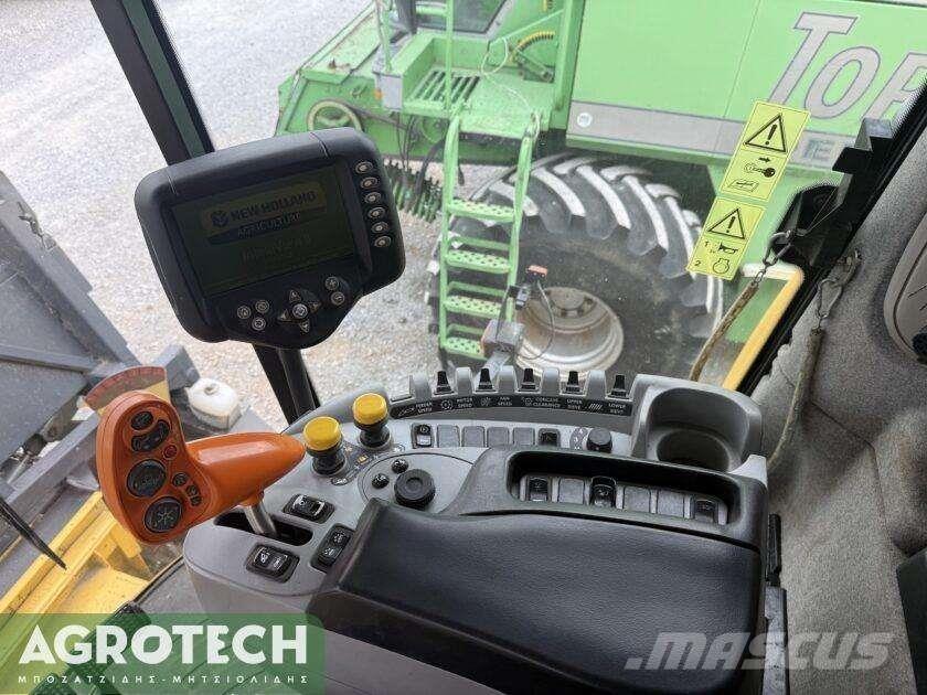 New Holland CX 8070 الجرارات