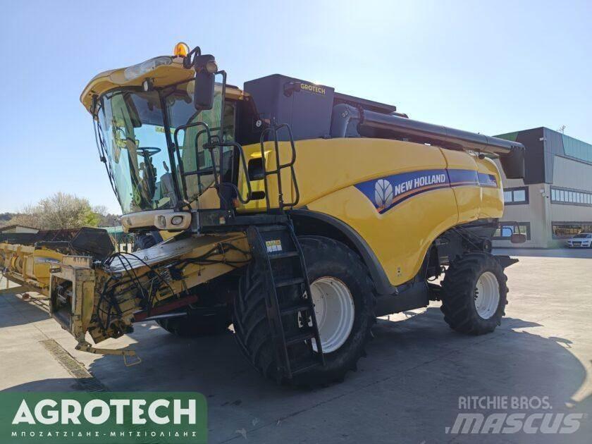 New Holland CX 840 الجرارات