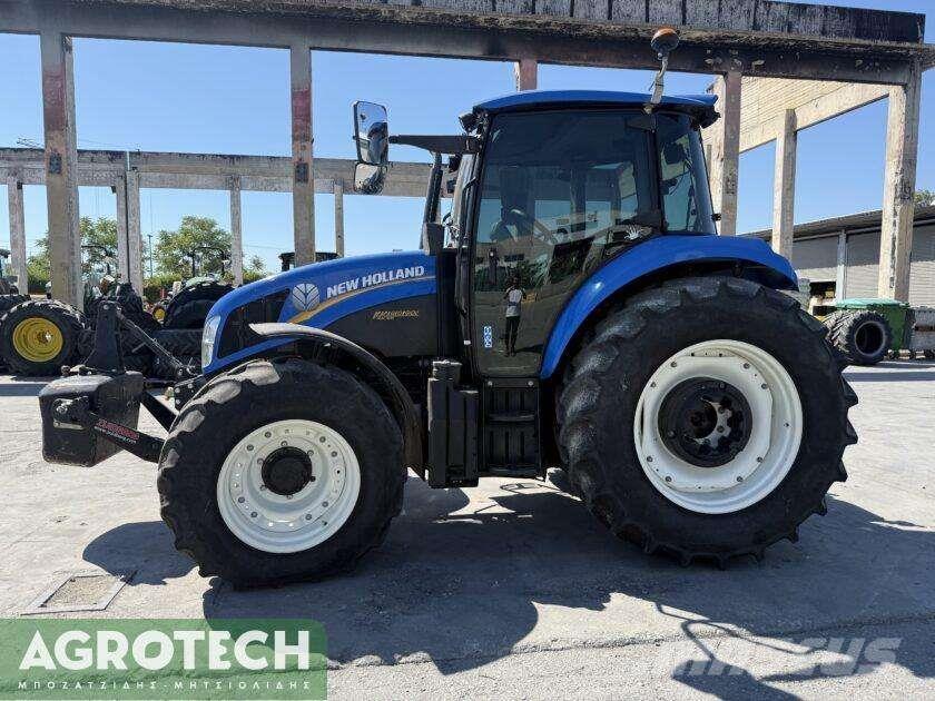 New Holland T5.85 الجرارات