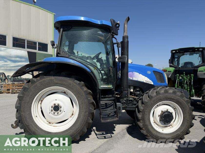 New Holland T5.85 الجرارات