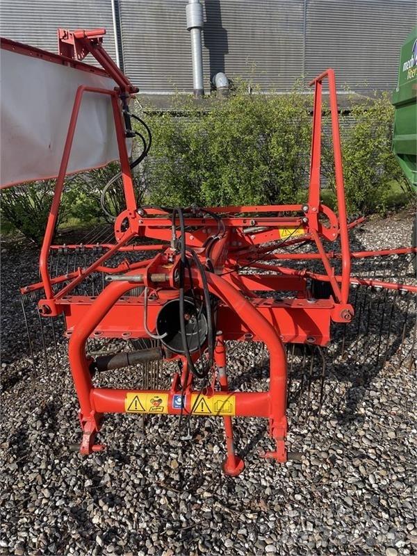Kuhn GA4121GM مكابس وميبسات التبن