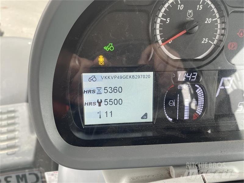 Valtra S394 الجرارات