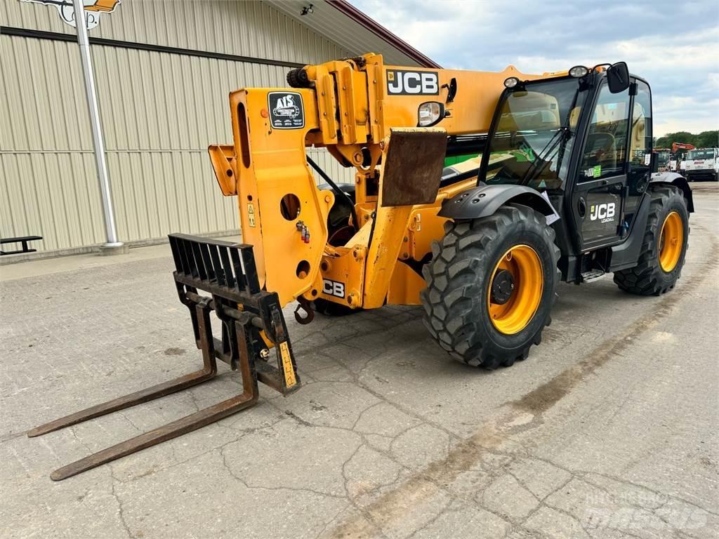 JCB 512-56 مناولات متداخلة