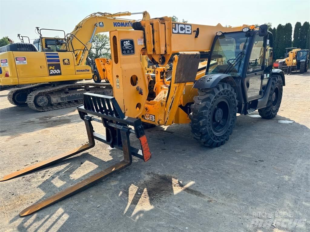 JCB 512-56 مناولات متداخلة