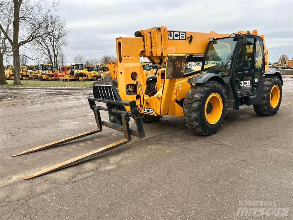 JCB 514-56 مناولات متداخلة
