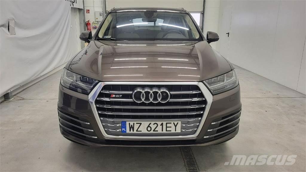 Audi SQ7 سيارات