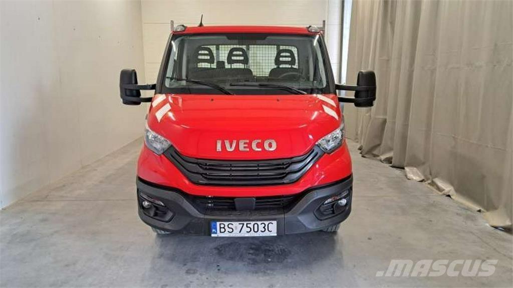Iveco Daily شاحنة مقفلة