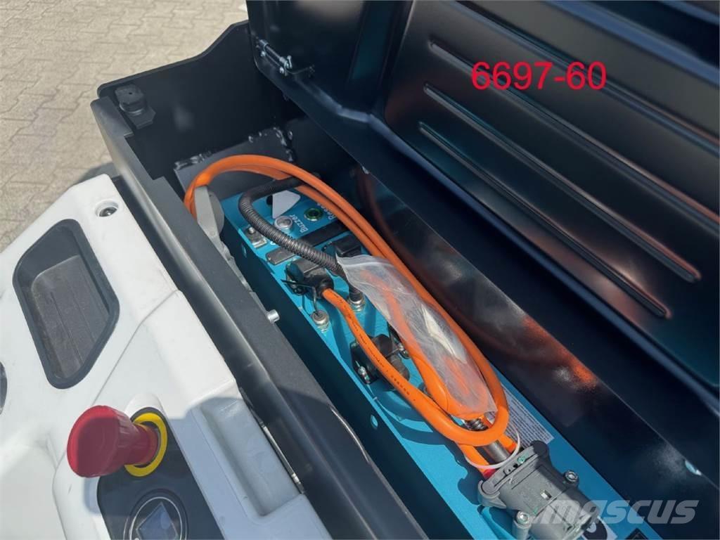 Bobcat BSL 12 N-7i معدات التكديس الجوالة