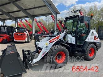 Bobcat L 85 لوادر بعجل