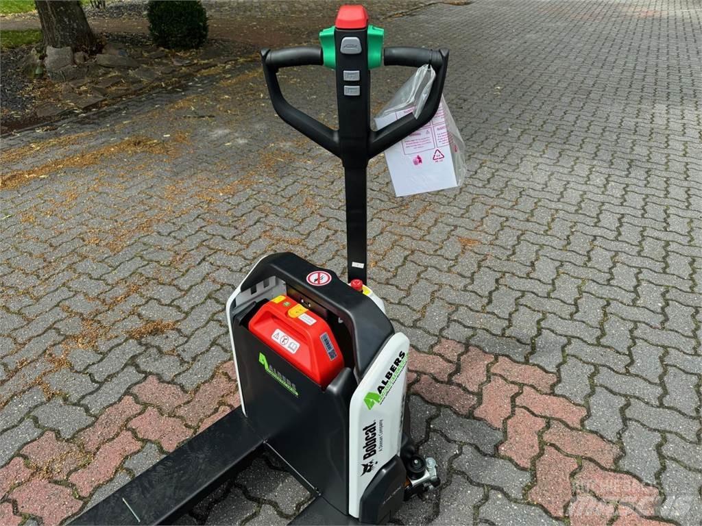 Bobcat LPM 15 N 7 معدات الرفع منخفض المستوى