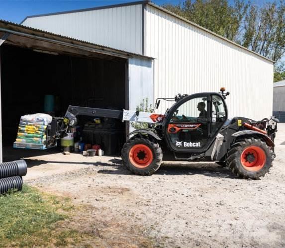 Bobcat TL 3070 75V مناولات متداخلة