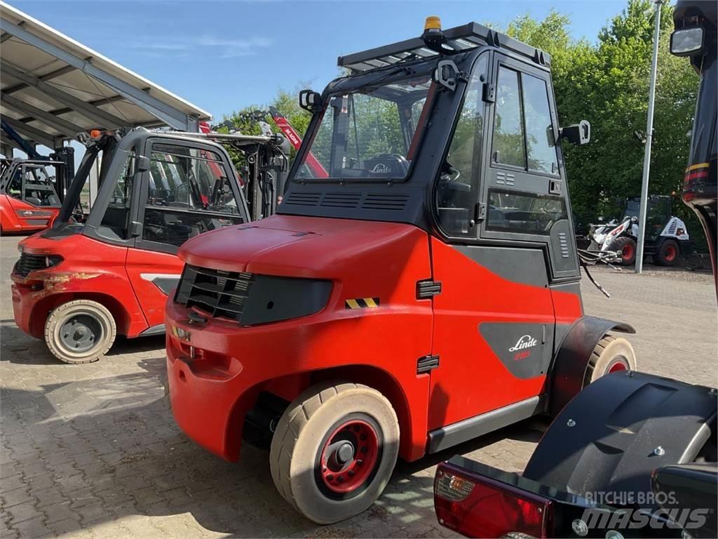 Linde E 80 - 01 / 900 شاحنات ذات رافعات شوكية تعمل بالكهرباء