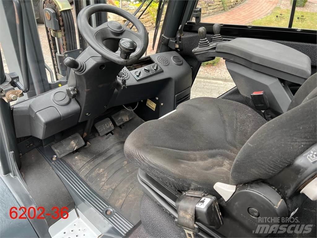 Linde H 25 D 01 شاحنات الديزل