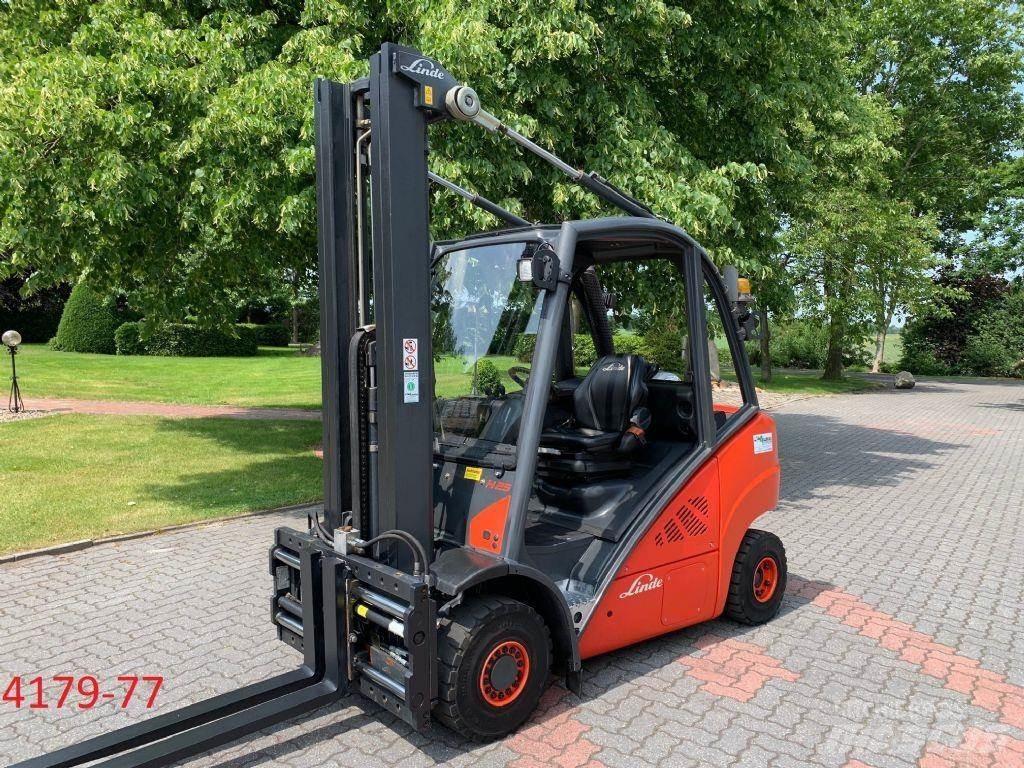 Linde H 25 T 02 شاحنات LPG