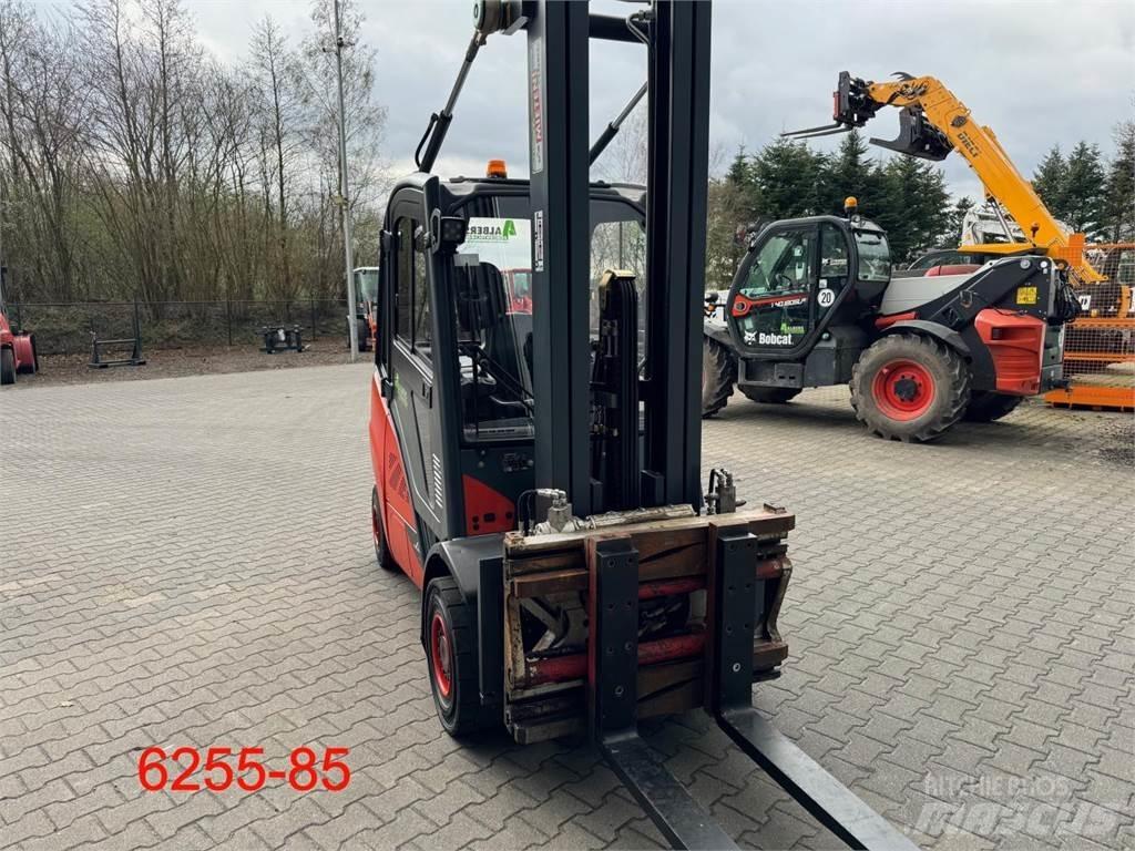 Linde H 30 D 02 EVO شاحنات الديزل