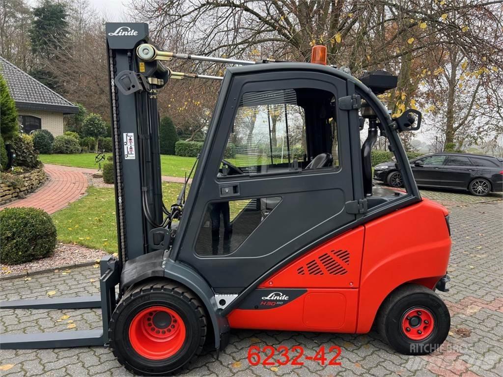 Linde H 30 D 02 EVO شاحنات الديزل