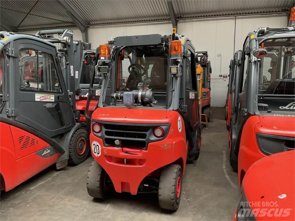 Linde H 30 D 02 EVO شاحنات الديزل