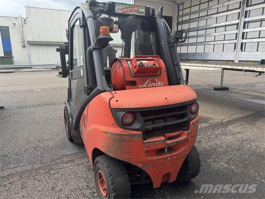 Linde H 30 T شاحنات LPG