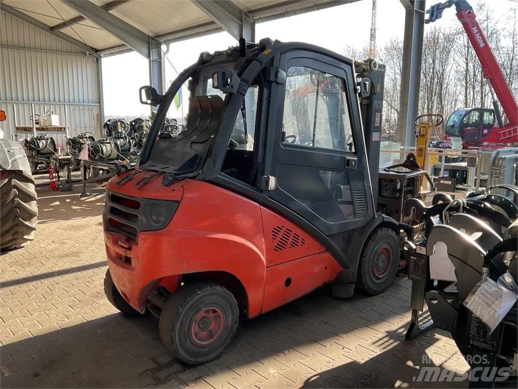 Linde H 30 T 01 شاحنات LPG