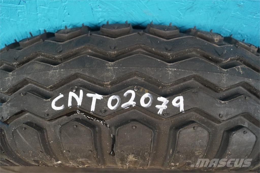  12 7.00-12 الإطارات والعجلات والحافات