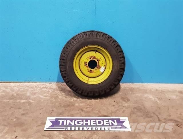  15 10.0/75-15 الإطارات والعجلات والحافات