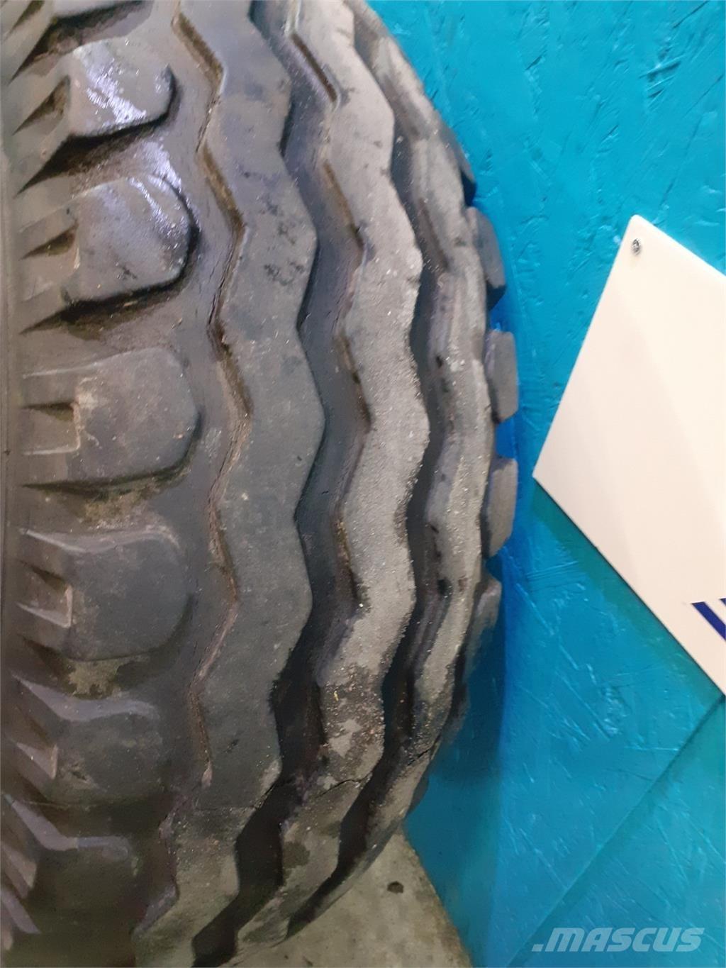  15 11.5/80-15 الإطارات والعجلات والحافات