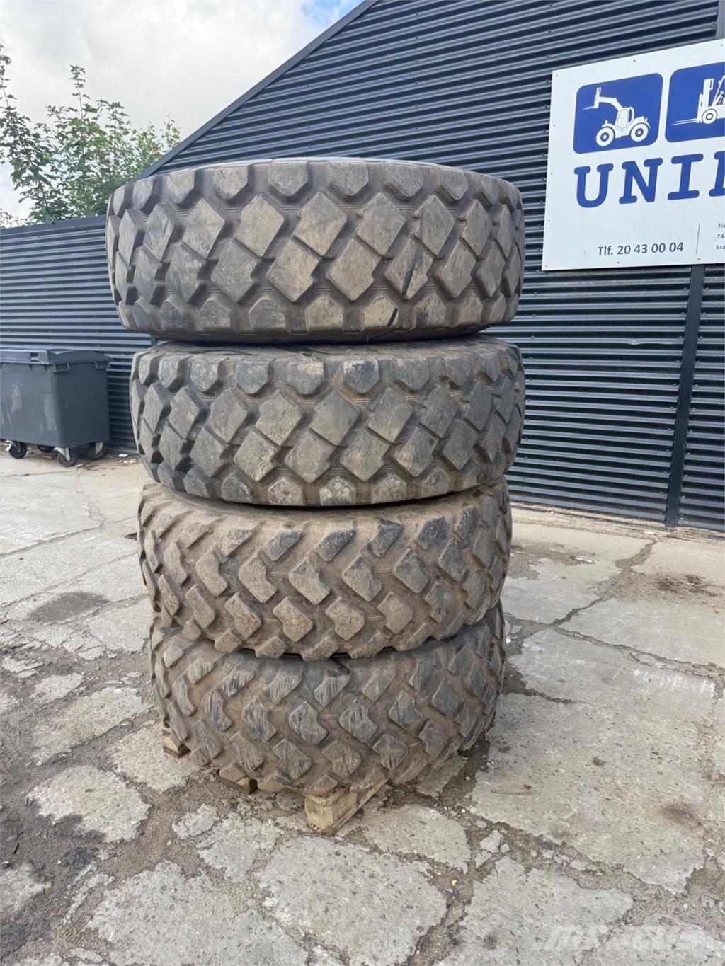  17.5-25 الإطارات والعجلات والحافات