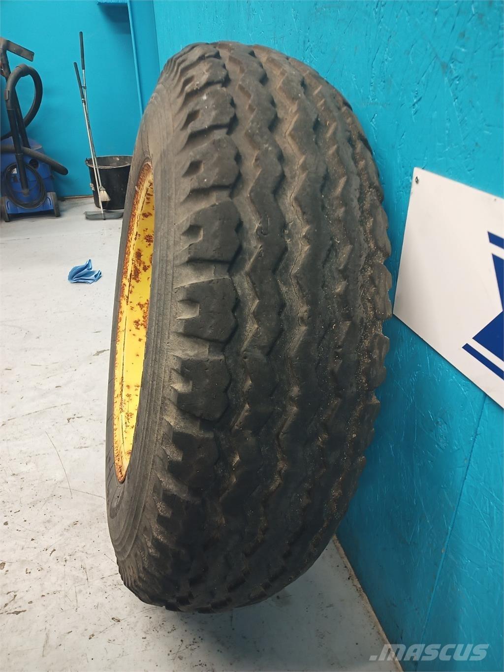  18 10.5/80-18 الإطارات والعجلات والحافات