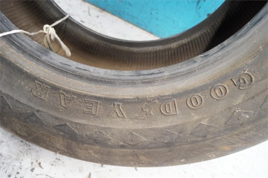  18 10.5/80-18 الإطارات والعجلات والحافات