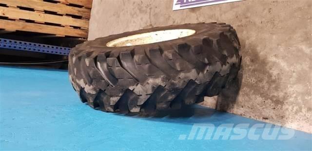  18 12.5/80-18 الإطارات والعجلات والحافات
