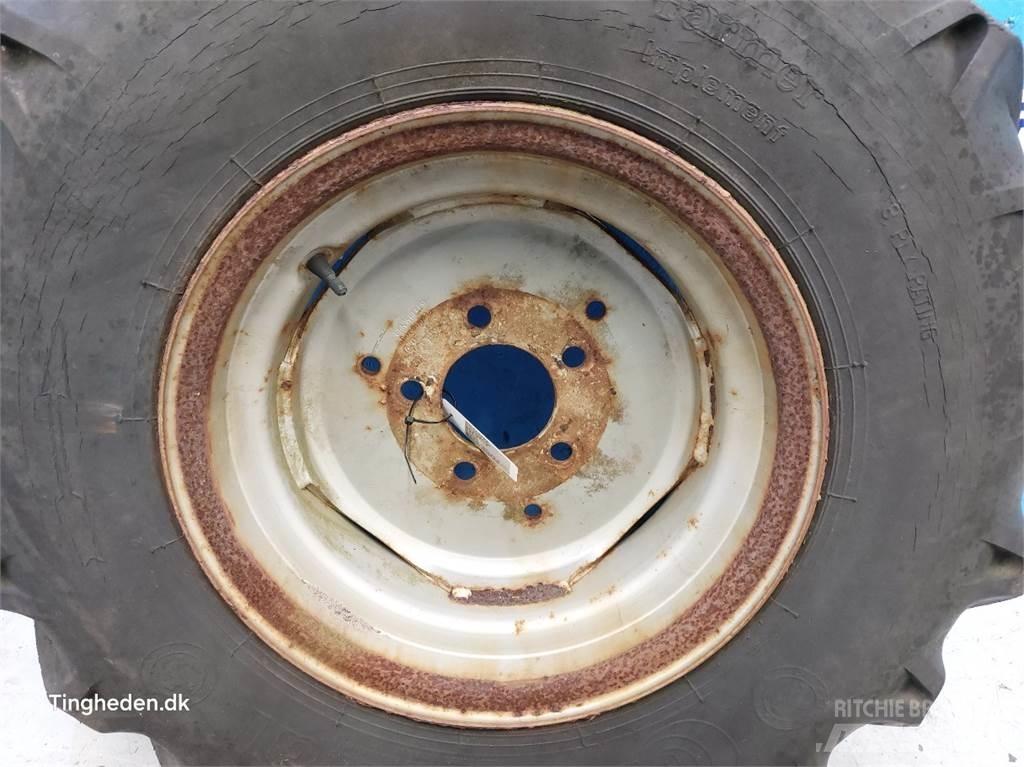  18 12.5/80-18 الإطارات والعجلات والحافات
