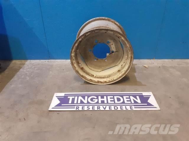  18'' 13x18 الإطارات والعجلات والحافات