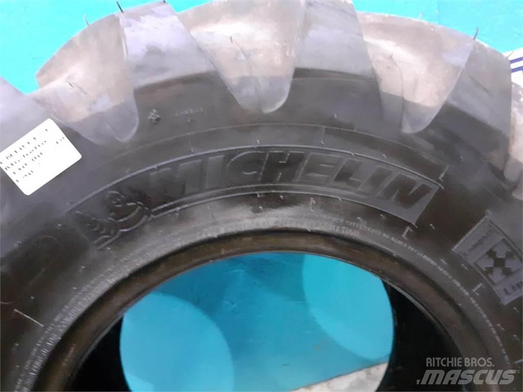  18 340/80R18 الإطارات والعجلات والحافات