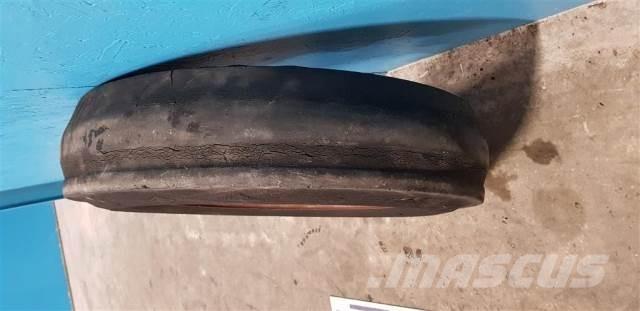  18 7.50-18 الإطارات والعجلات والحافات