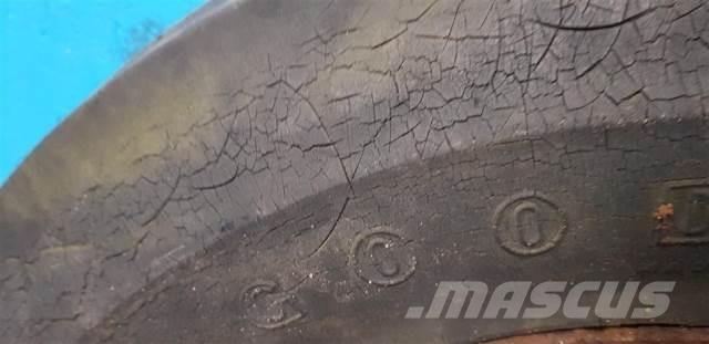  18 7.50-18 الإطارات والعجلات والحافات