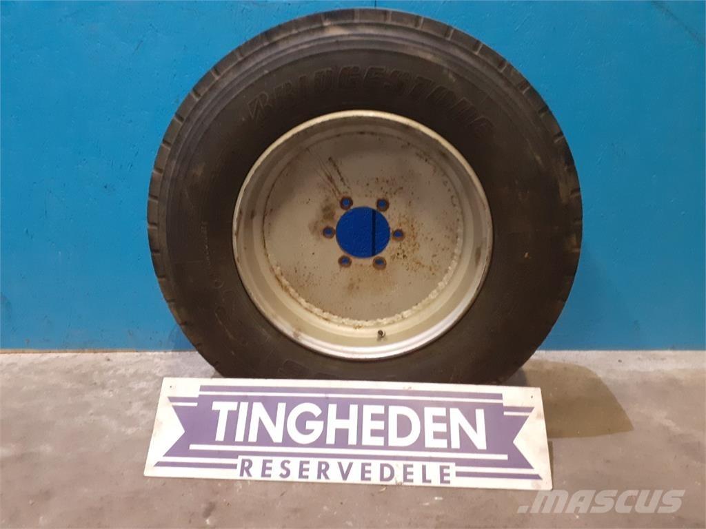  19.5 285/70R19.5 الإطارات والعجلات والحافات