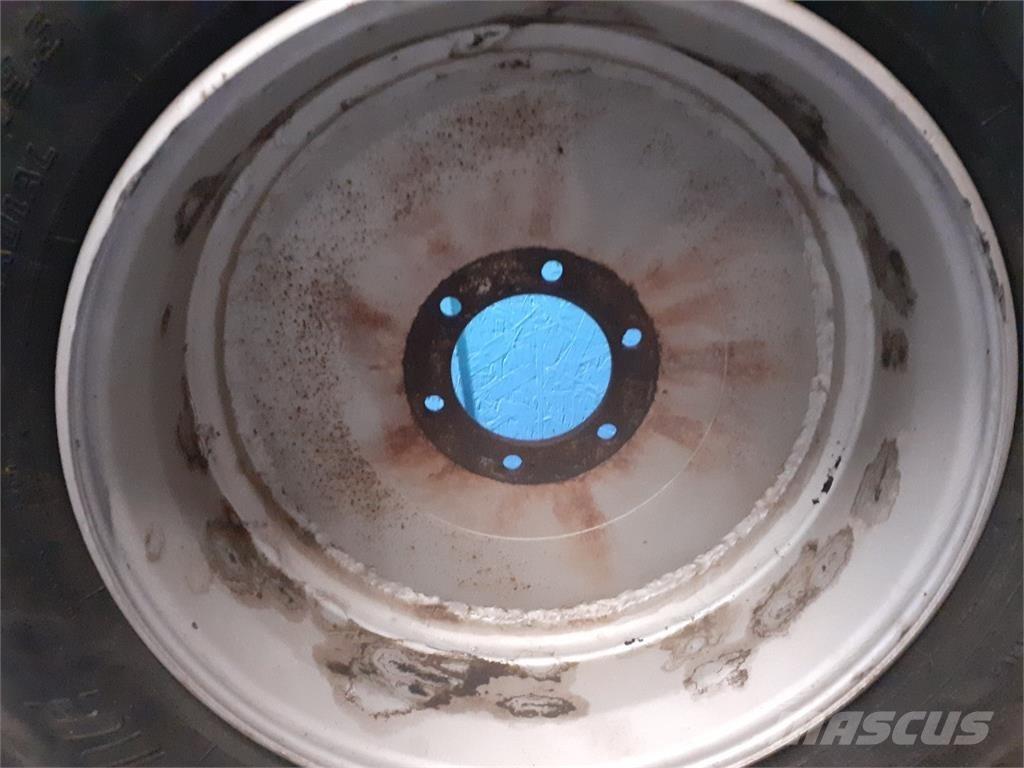  19.5 285/70R19.5 الإطارات والعجلات والحافات