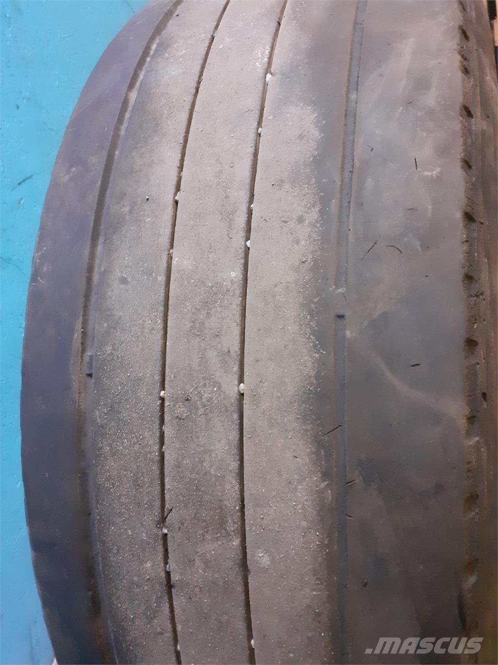  19.5 285/70R19.5 الإطارات والعجلات والحافات