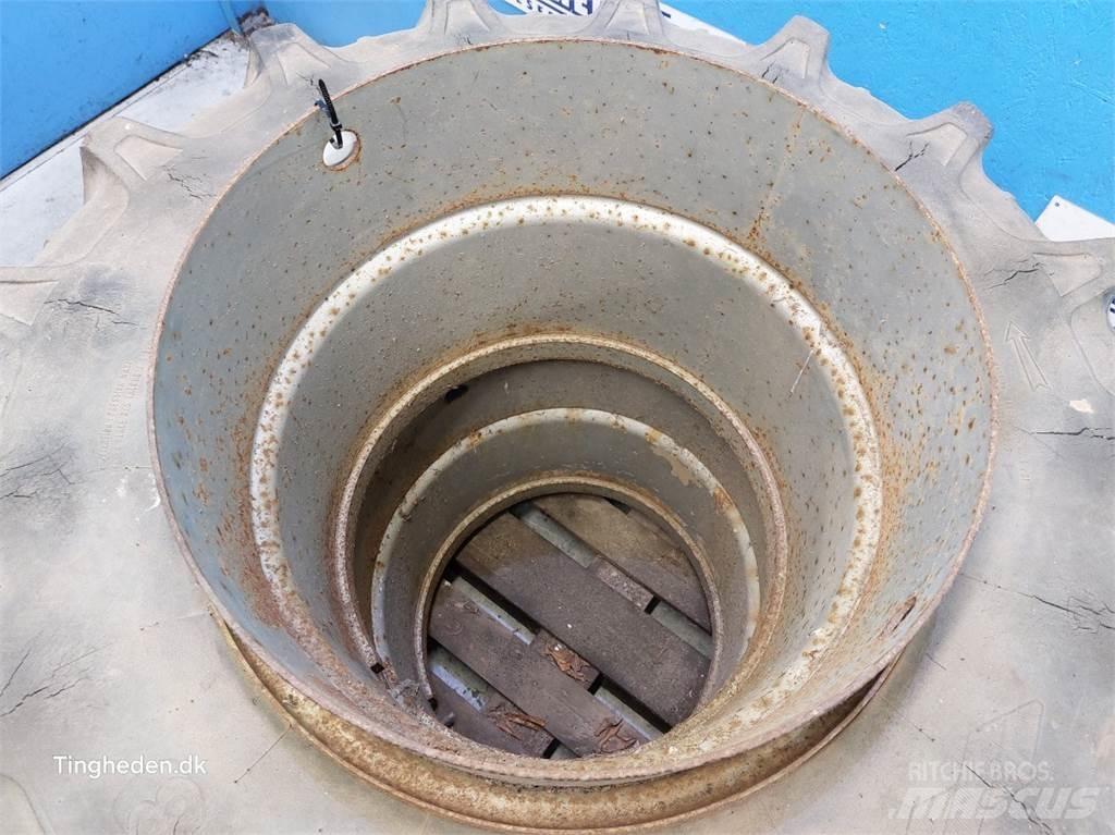  24 16.9R24 الإطارات والعجلات والحافات