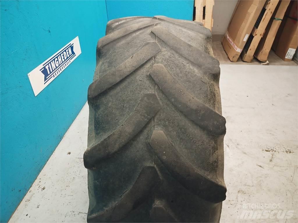  24 420/70R24 الإطارات والعجلات والحافات