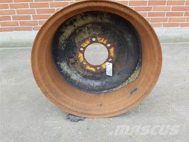  24 W15X24 الإطارات والعجلات والحافات