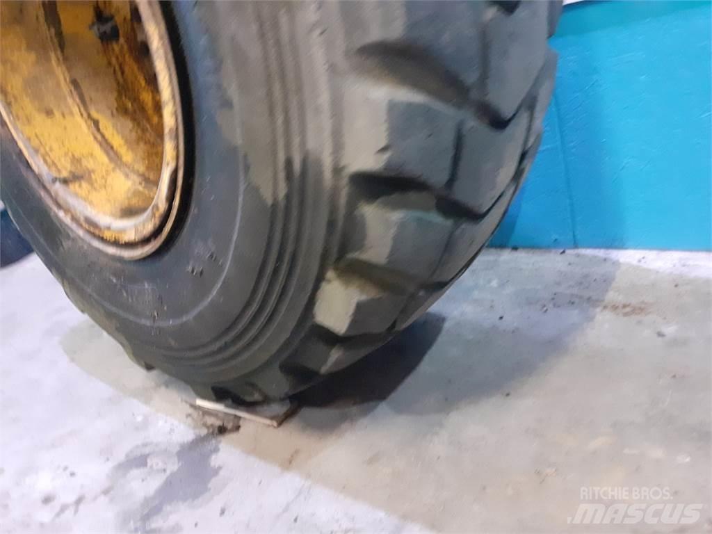  25 20.5R25 الإطارات والعجلات والحافات