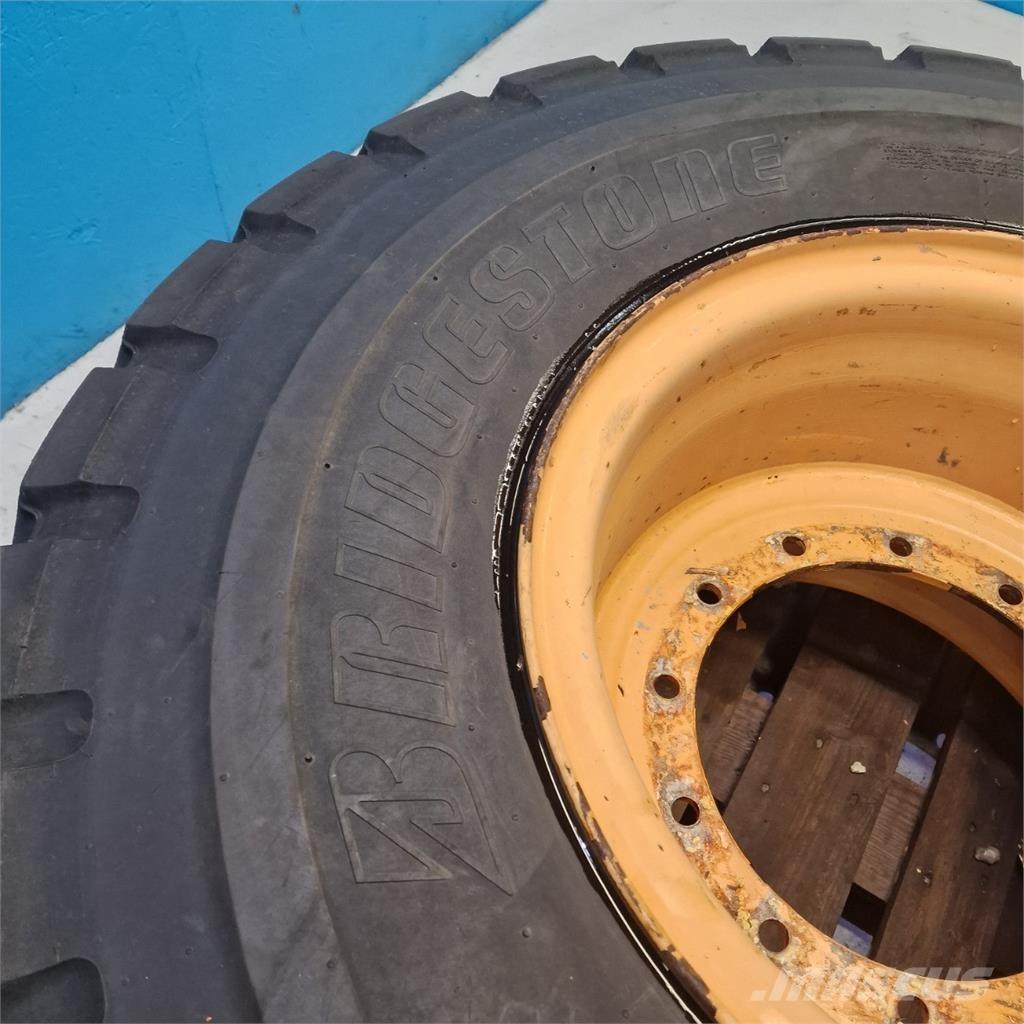  25 20.5R25 الإطارات والعجلات والحافات