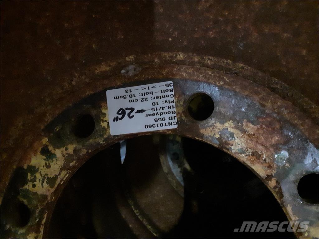  26 18.4/15-26 الإطارات والعجلات والحافات